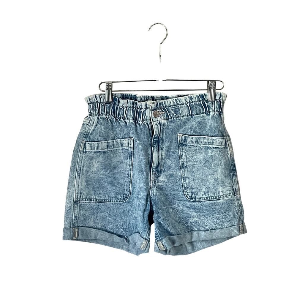 Gap Light Acid Washed Mom Jean Shorts: Y2K, Modern